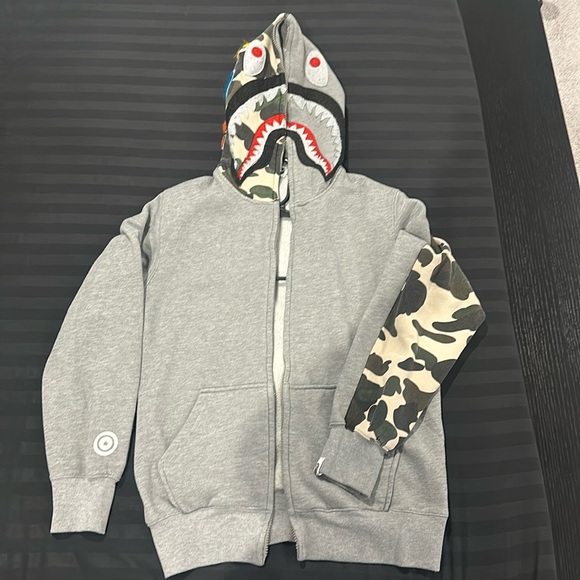 BAPE A BATHING APE HOODIE - Picture 5 of 17